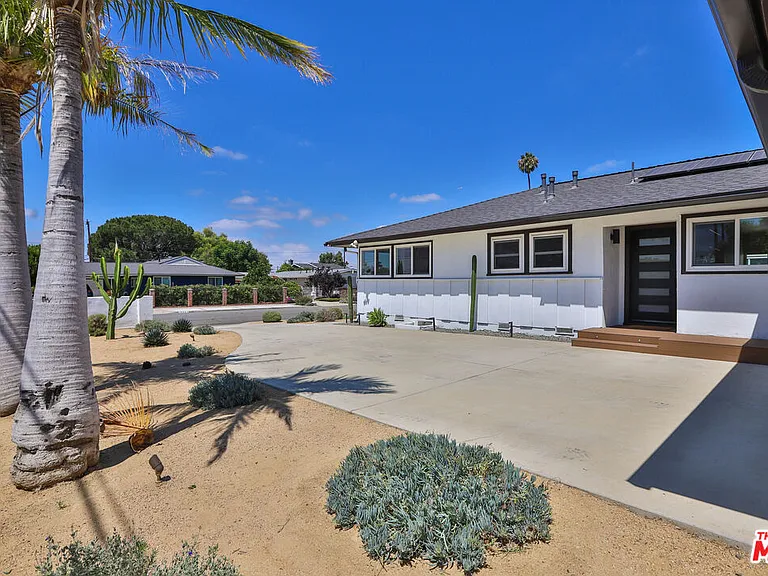 12831 Red Hill Ave — Photo 4