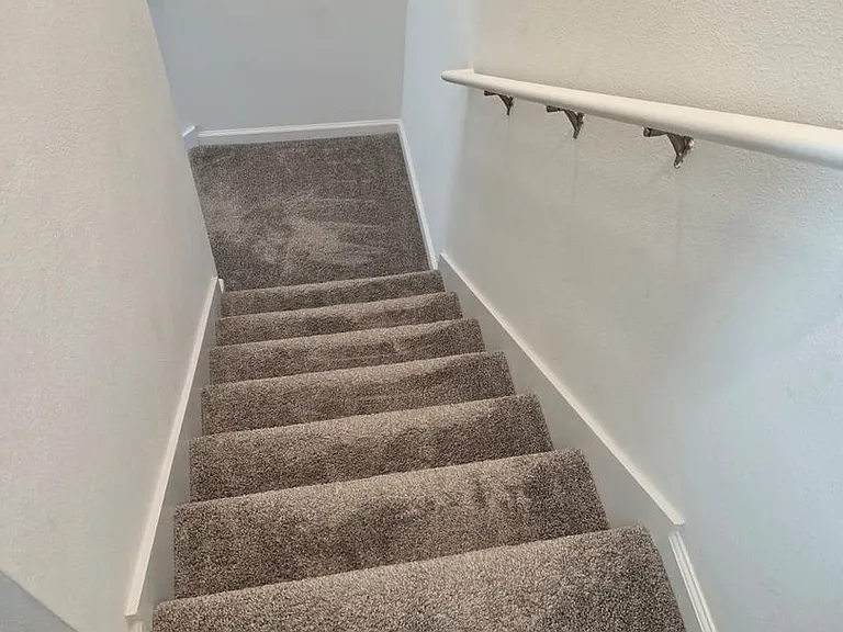3330 Laurent Loop — Photo 19