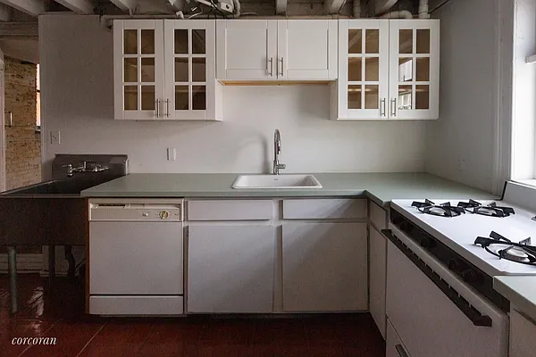 Rented by Corcoran | media 19