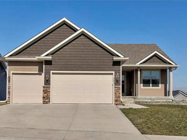 2420 E Kenyon Ave, Des Moines, IA 50320