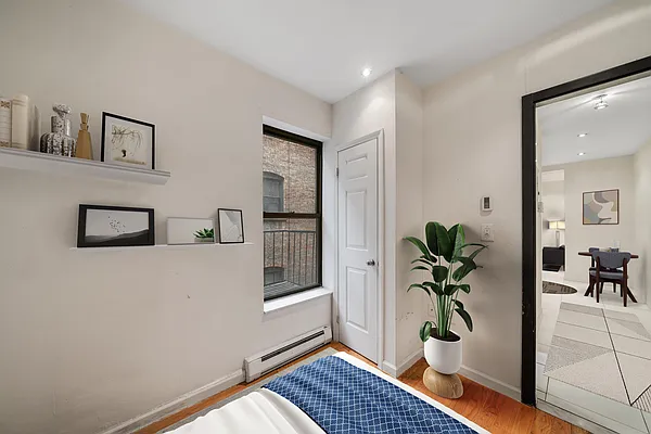 Rented by Vector New York, LLC | media 14