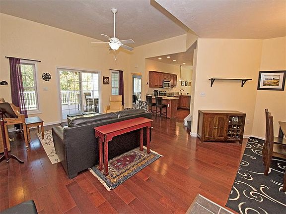 4th image of 135 Trentino Ln