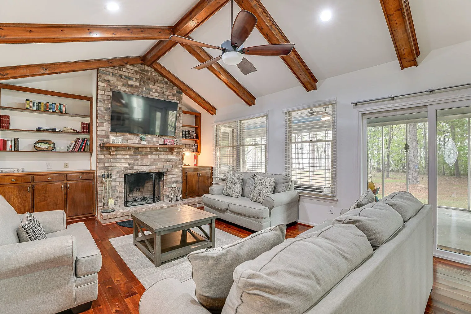 3 bed, 3.0 bath, 3390 sqft, $5,064 — Photo 1