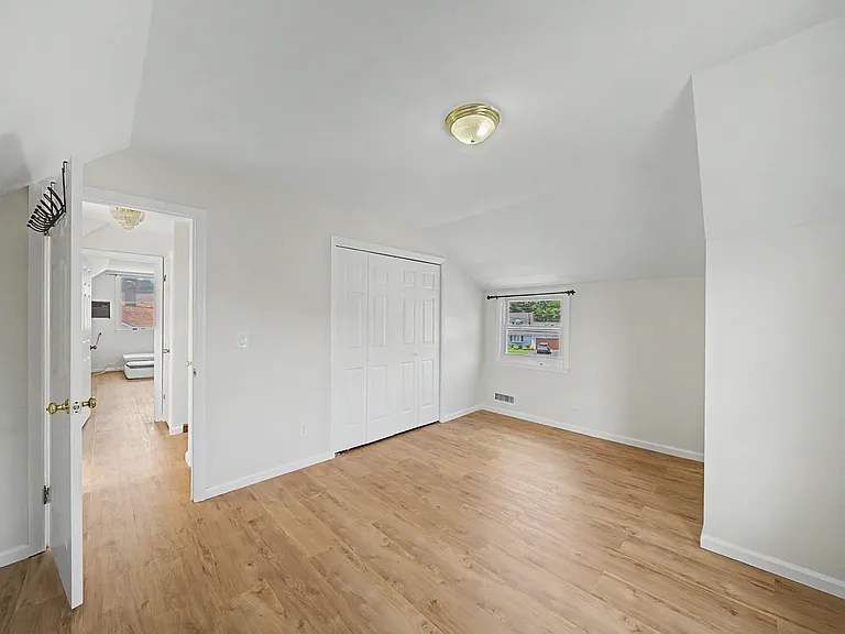 35-10 Lindsay Rd — Photo 21