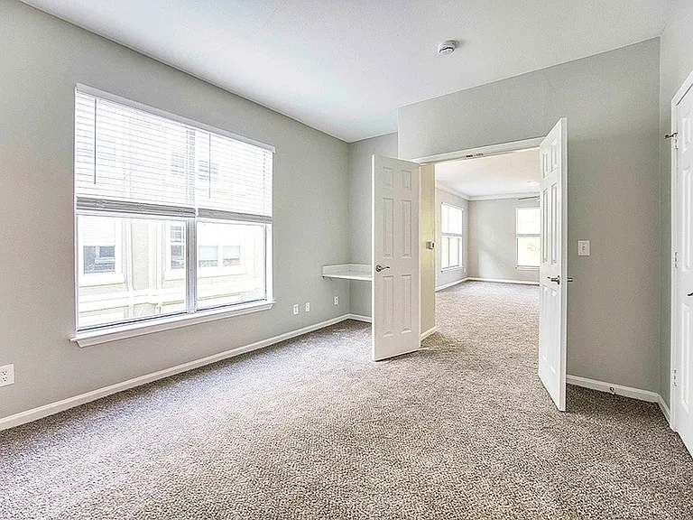 The Vintage at Zona Rosa Apartment Homes — Photo 26