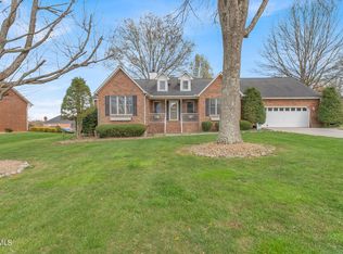 417 Oxford Ct, Kingsport, TN 37663