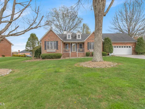 417 Oxford Ct, Kingsport, TN 37663