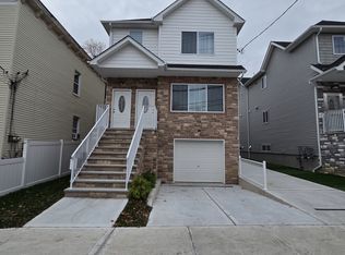 136 Beach St FLOOR 2, Staten Island, NY 10304