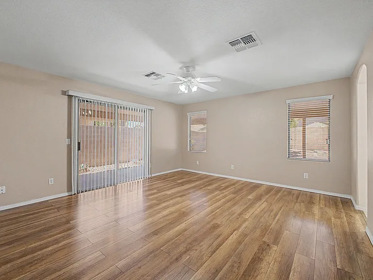 6602 W Desert Hollow Dr — Photo 17