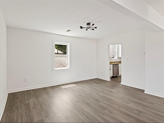4th image of 741 18th St