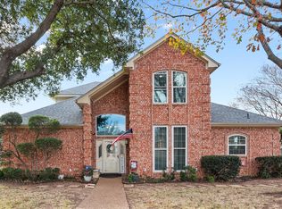 6702 Capitol Hill Dr, Arlington, TX 76017