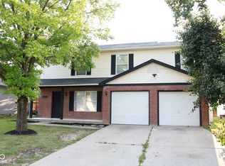 4032 Waterfield Dr, Indianapolis, IN 46235
