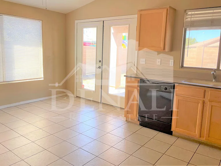 8736 E Nido Cir — Photo 6