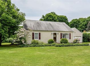 15 Hattertown Rd, Monroe, CT 06468