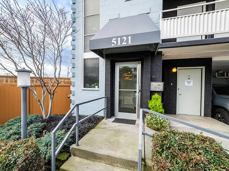 5121 17th Ave NW — Photo 14
