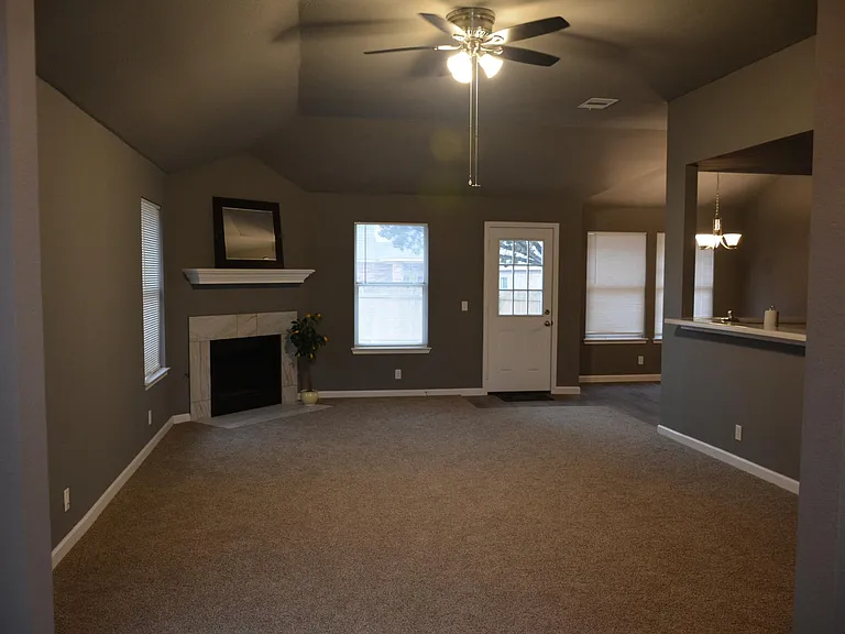 1803 Greening Way — Photo 3