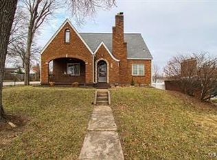 943 Main St, Festus, MO 63028