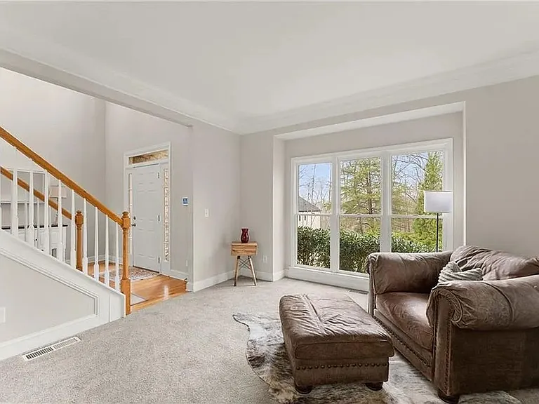 5987 Wellington Ave — Photo 5