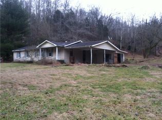 9147 Phillips Hollow Rd, Westmoreland, TN 37186