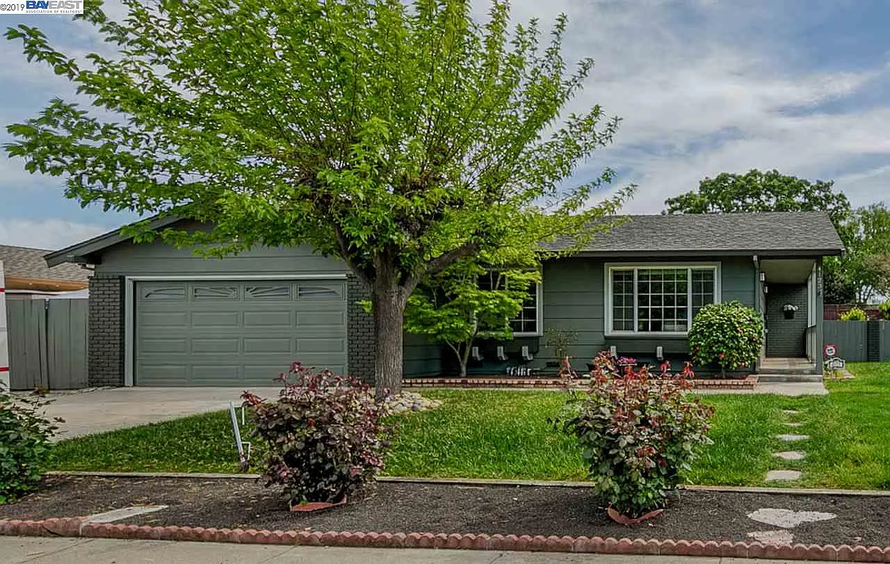 4123 Findlay Way photo 1