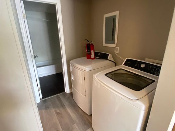 3rd image of 202 E Wotring St #202
