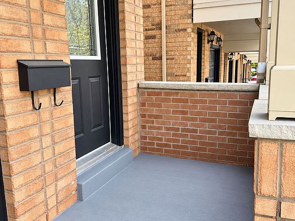 2nd image of 15 McGonigal Ln