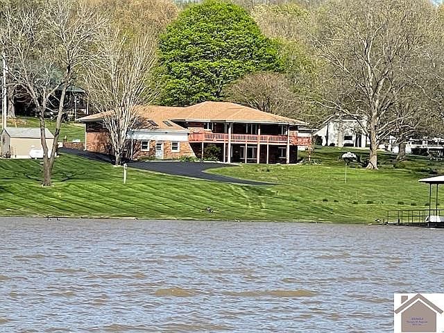 1st image of 133 Blue River Rd
