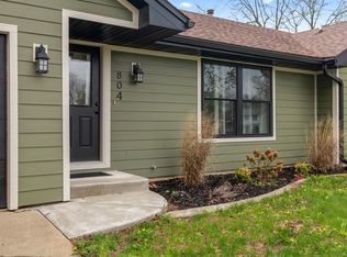 804 Brentwood Dr, Pella, IA 50219