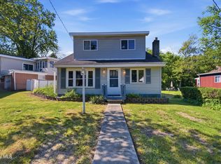 103 Pershing Ave, Wynantskill, NY 12198