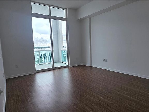 5th image of 7900 Harbor Island Dr #Penthouse 19