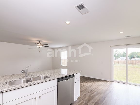 5th image of 1414 John Swann St
