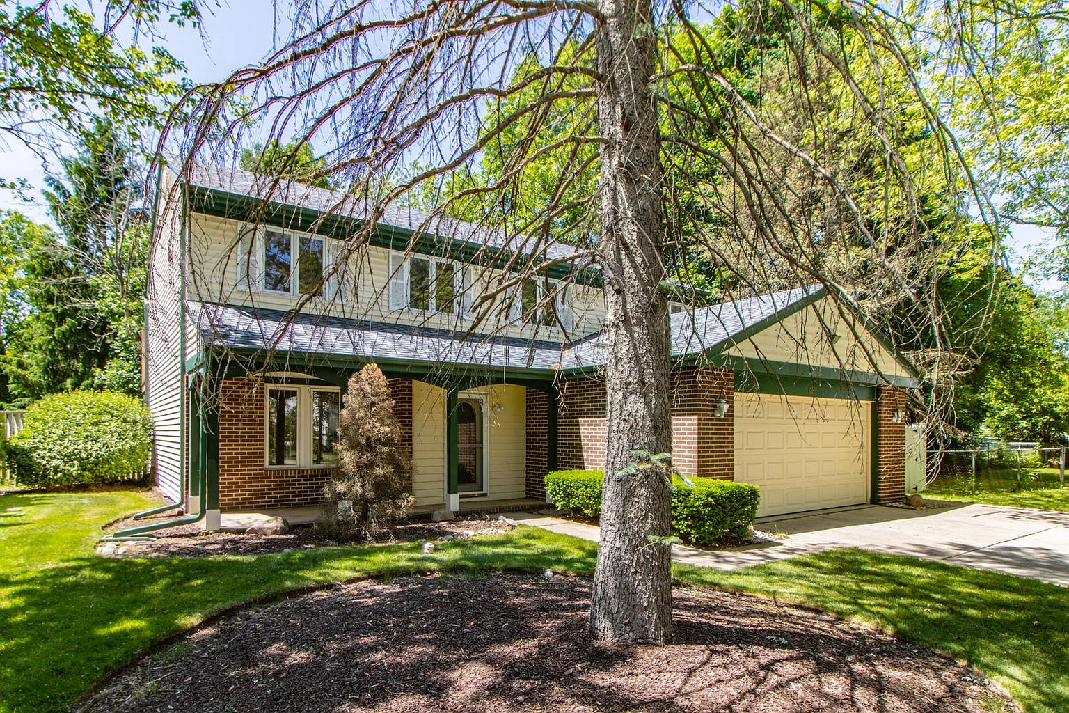 108 Midway Ln photo 1