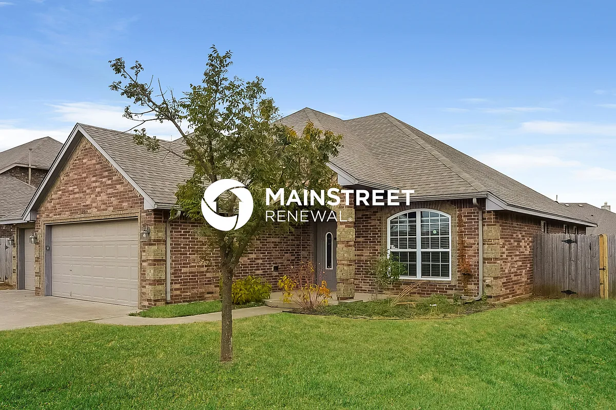 Front View - 11120 SW 42nd St