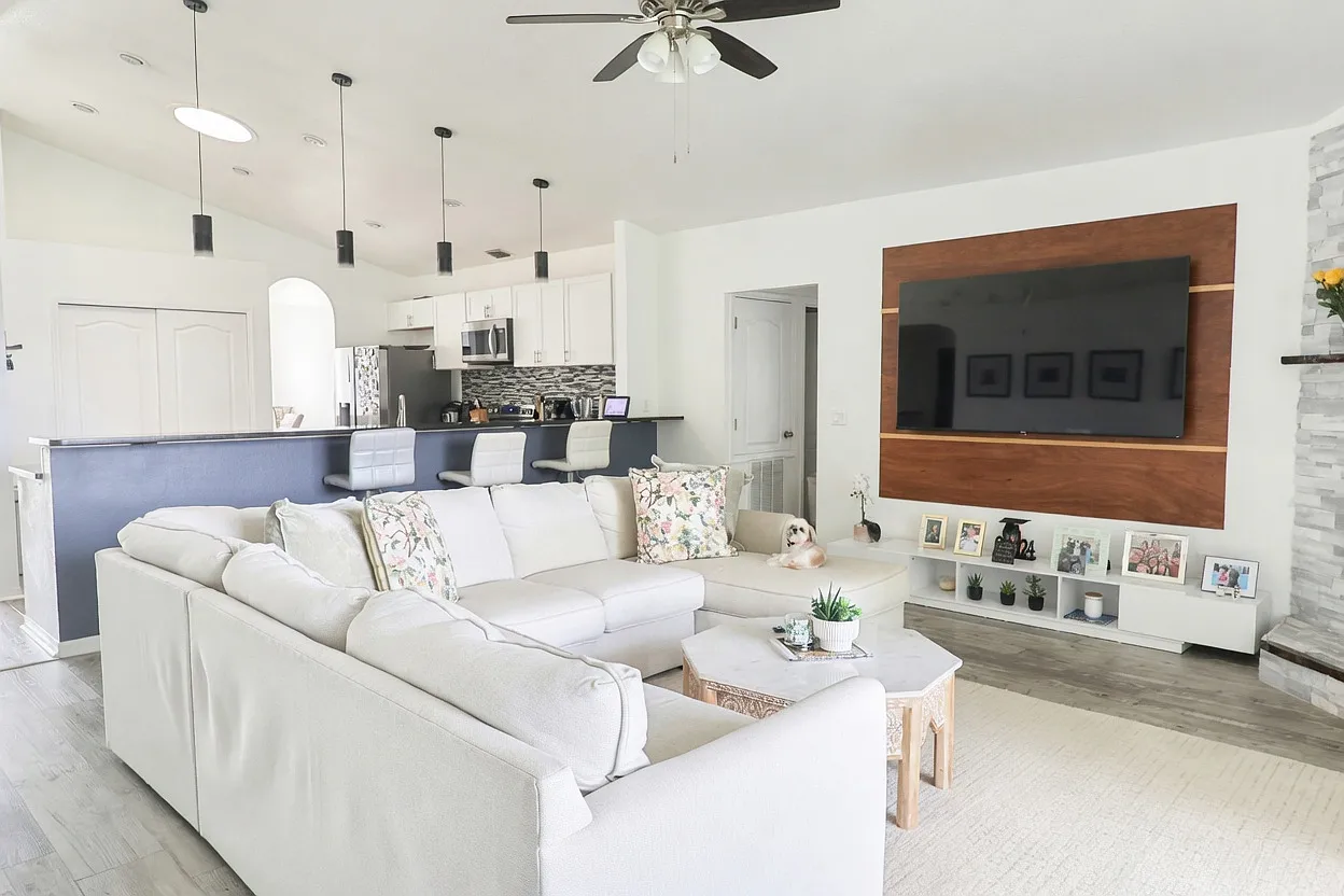 5 bed, 2310 sqft, $3,250 — Photo 4