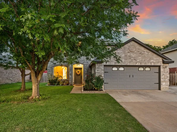 2012 Collington Dr, Roanoke, TX 76262