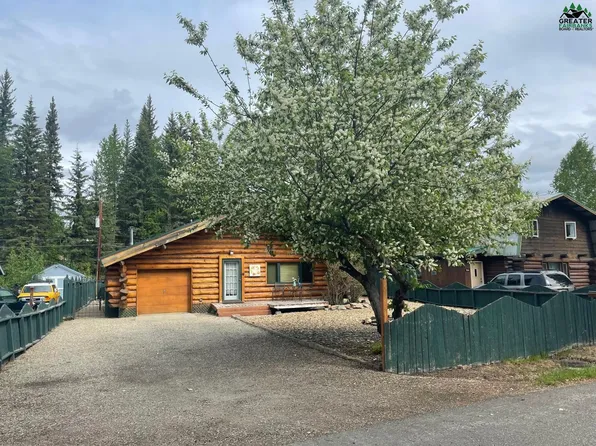 3118 Chinook Dr, Fairbanks, AK 99709