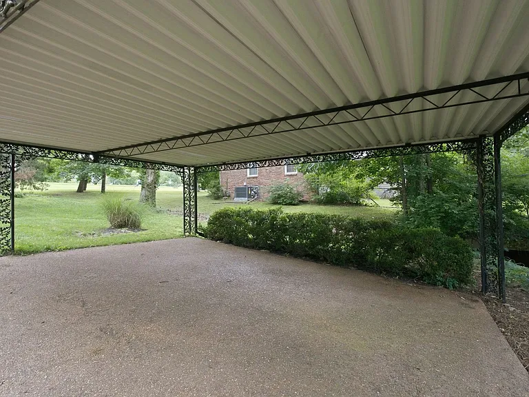 714 Davidson Rd — Photo 36