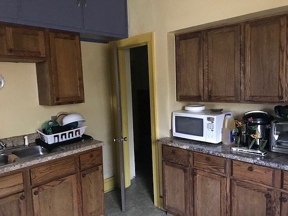 5th image of 140 W Garfield Ave