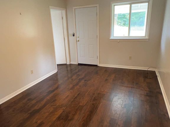 5th image of 8709 W Long Lake Rd APT 3