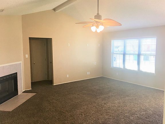 5th image of 1210 Henry Ln