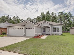 11011 E Apple Blossom Trl, Jacksonville, FL 32218