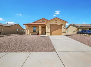809 Nuevo Desierto Dr, Horizon City, TX 79928