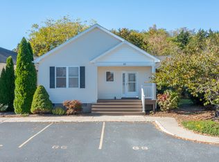 66 Trimmer Trl, Lexington, VA 24450