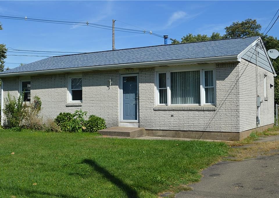 1st image of 5915 Glade Dr