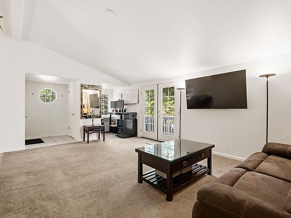 3rd image of 24193 Birch Terrace