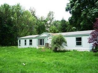 233 Reasoner Ln, Glendale, OR 97442