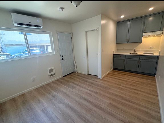 2nd image of 601 Bailey St #603