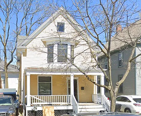 6 bed, $8,100 — Photo 1