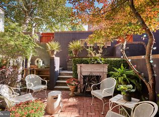 267 S 4th St #A, Philadelphia, PA 19106