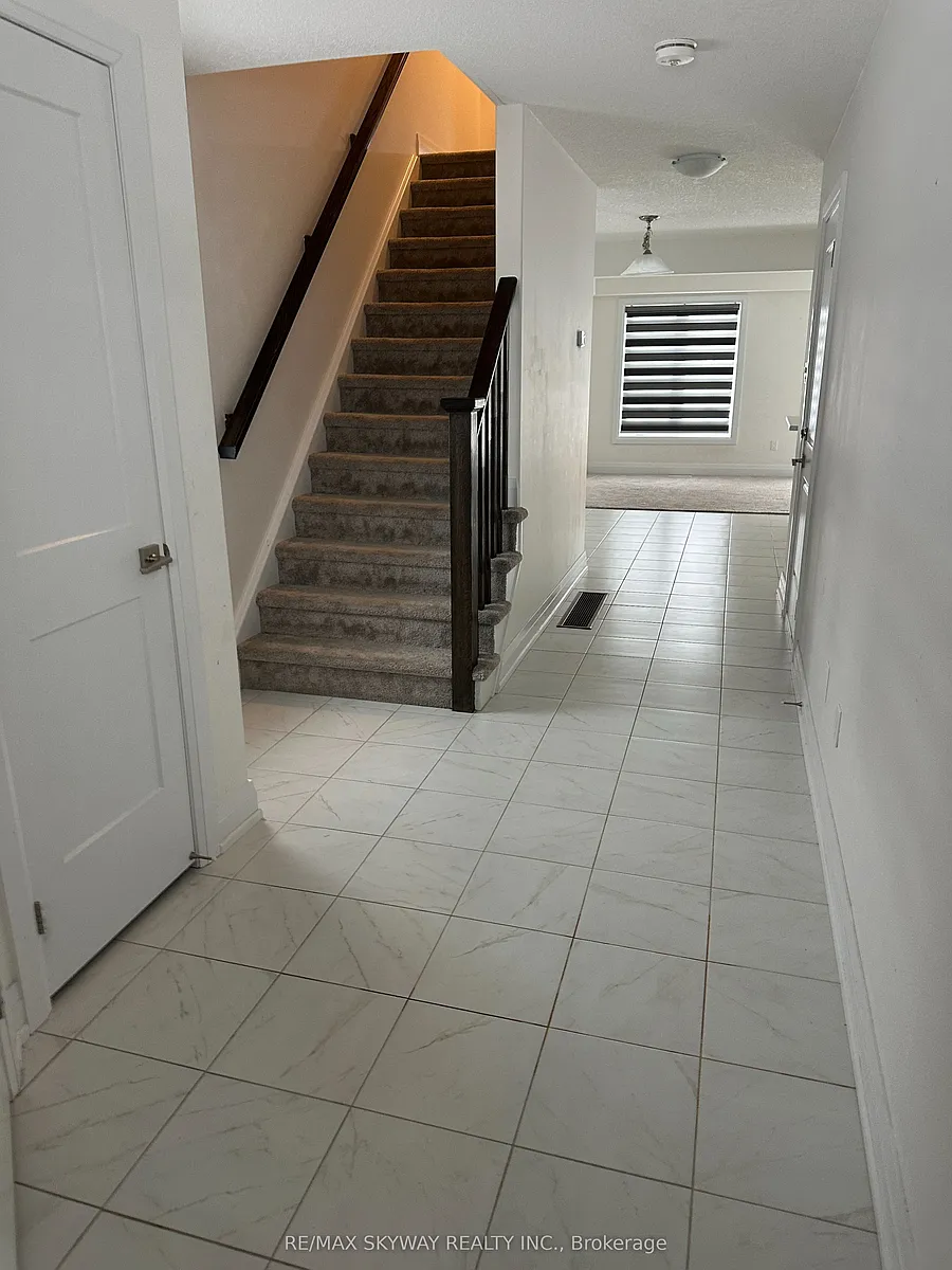 Building Photo - 163 Stonebrook Way